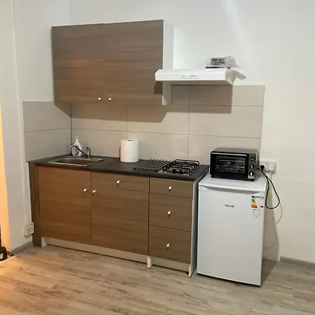 Ascot Flats Apartment