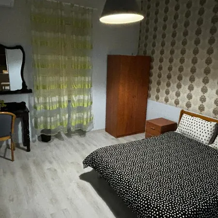 Ascot Flats Apartament *
