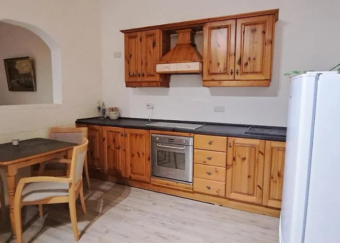 Ascot Flats * Sliema