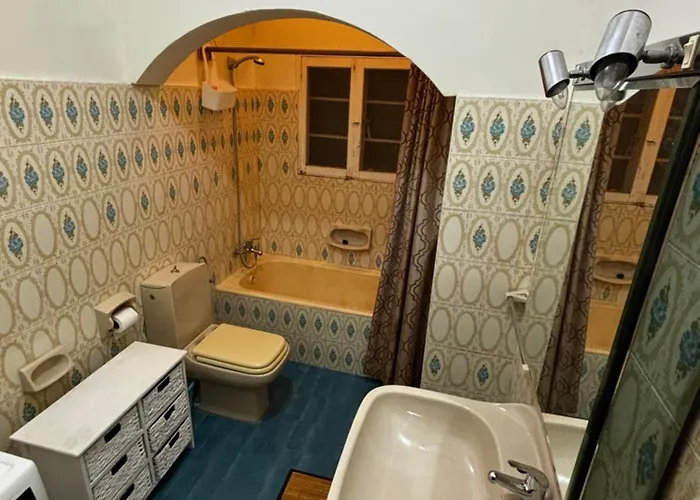 Ascot Flats Apartment *