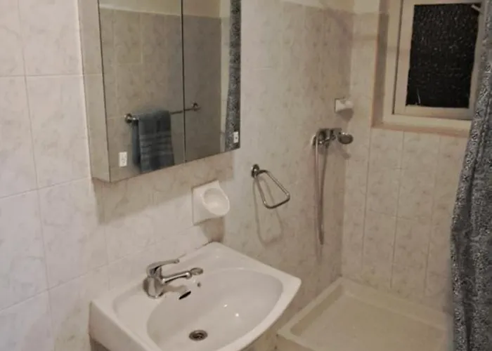 Ascot Flats Apartment *